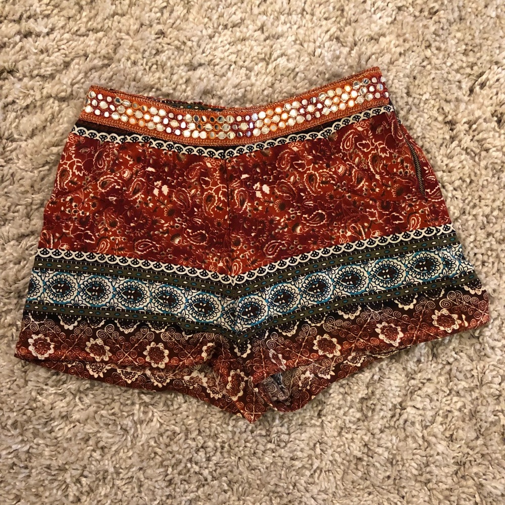Boho shorts with pockets & mirror sequence detail